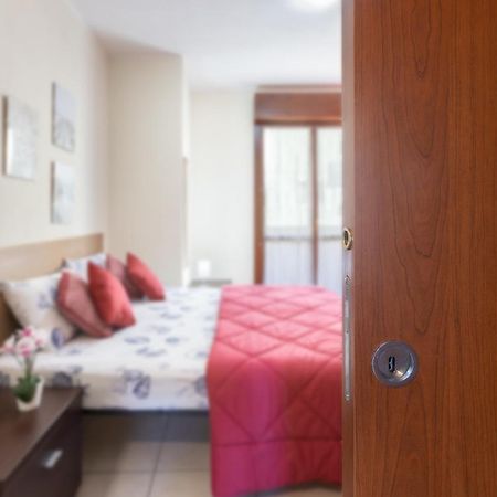 Ogliastra Apartment Rooms Кальярі Екстер'єр фото