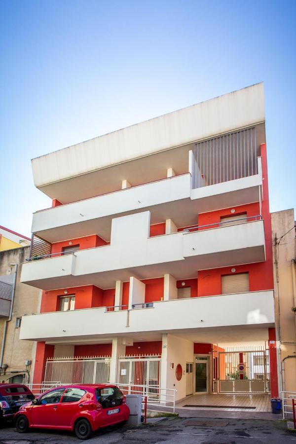Ogliastra Apartment Rooms Кальярі Екстер'єр фото